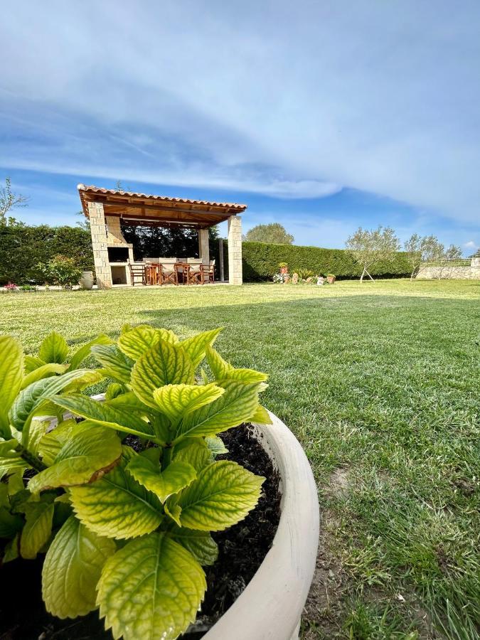 My Bright House Villa Afytos Bagian luar foto